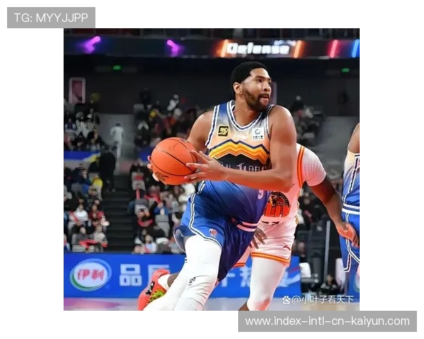 劳森精妙传球串联全队 外援角色转变助推团队篮球兴起 劳森精妙传球串联全队 外援角色转变助推团队篮球兴起